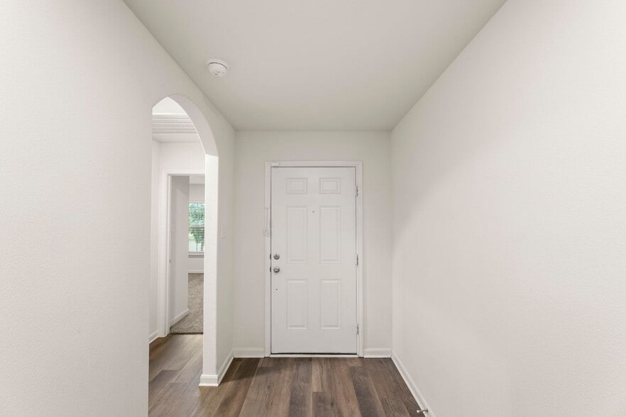 Building Photo - 3016 Boran Dr