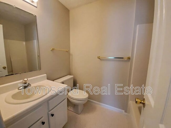 Building Photo - 2012 Fig Ct