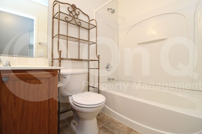 Building Photo - 31402 N Cactus Dr