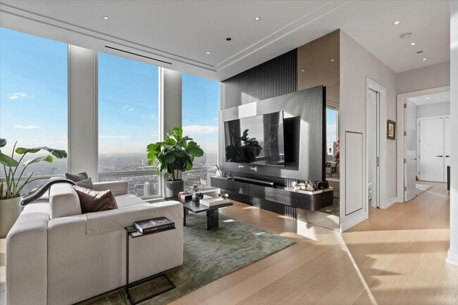 Building Photo - 14 W Superior St