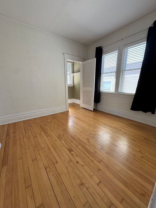 Building Photo - 2096 Randolph Ave