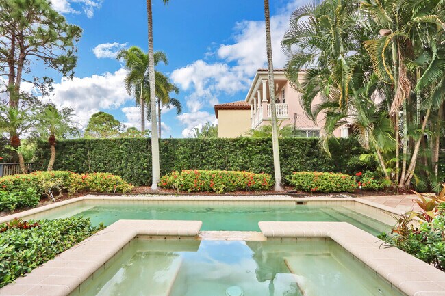 Building Photo - 124 Tulip Tree Ct