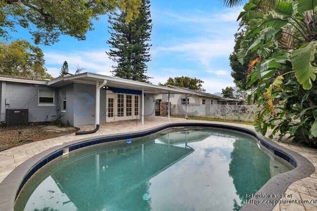 Building Photo - 803 Ellendale Dr