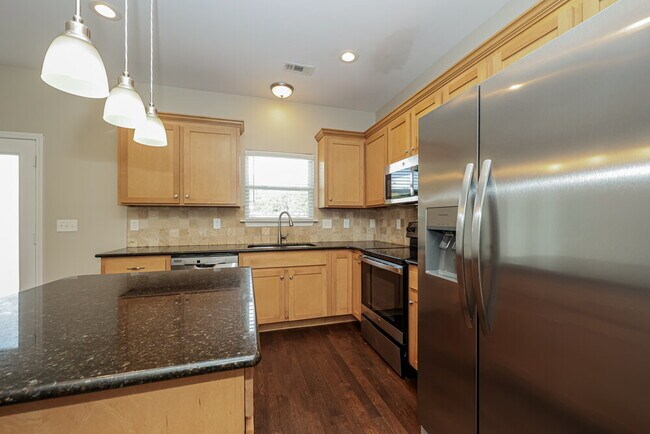 Building Photo - 111 Parrish St