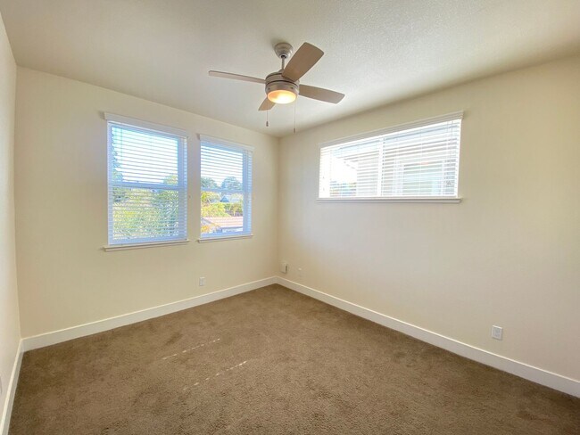 Building Photo - 103 Jacobs Ln
