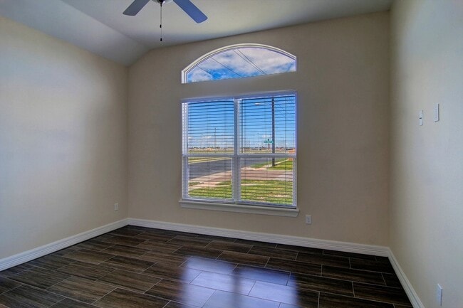 Building Photo - 6701 Stuyvesant Ct