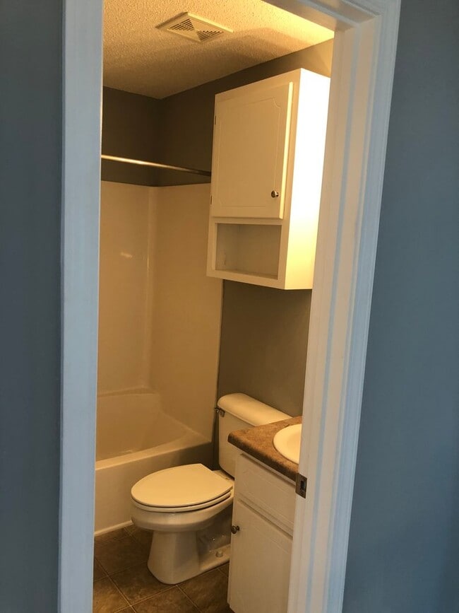 Building Photo - Wakefield Subdivision