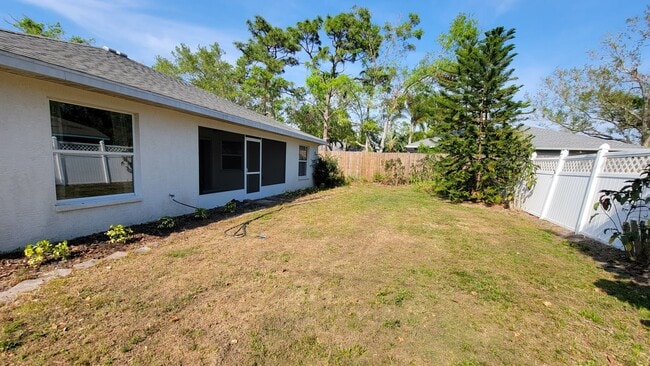 Building Photo - 4183 Malden Dr