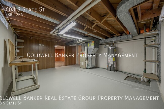 Building Photo - 608 S State St