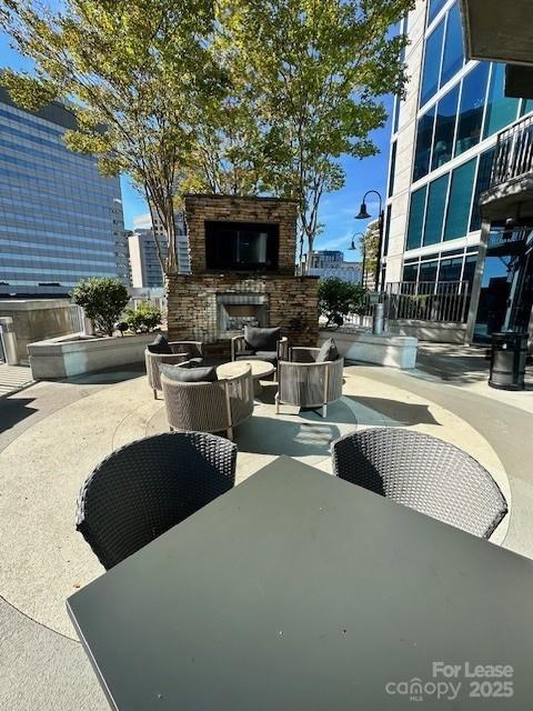 Building Photo - 210 N Church St