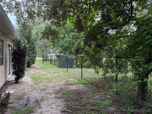 Building Photo - 8216 Shorecrest Ct