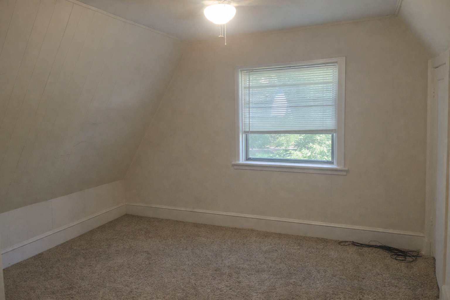 Building Photo - 372 North St