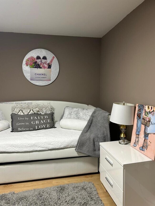 Building Photo - 50 Biscayne Blvd