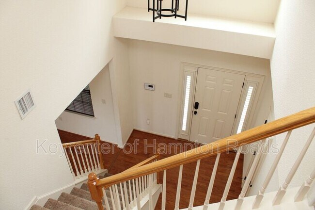 Building Photo - 3901 Grand Isle Dr