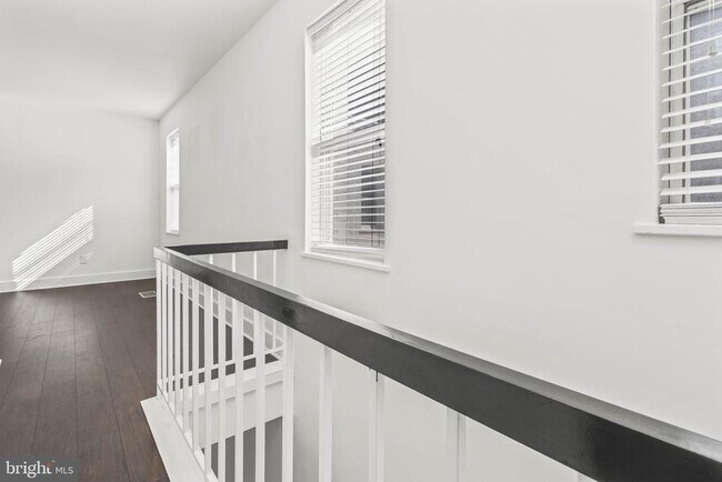 Building Photo - 2114 N St NW