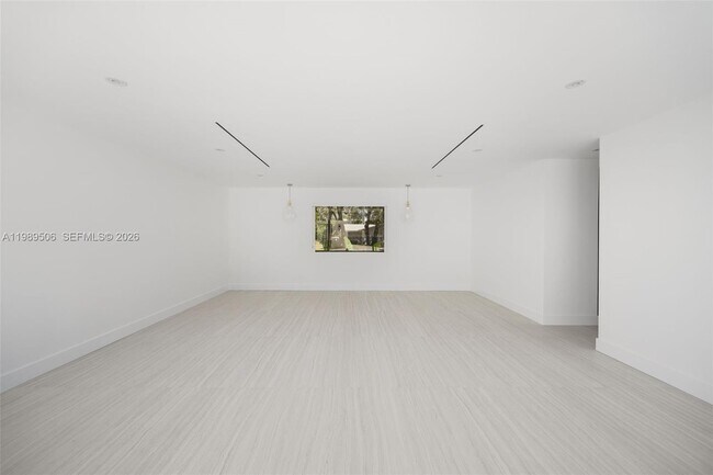 Building Photo - 8800 SW 118th St