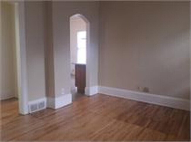 Building Photo - 3225 W McKinley Blvd