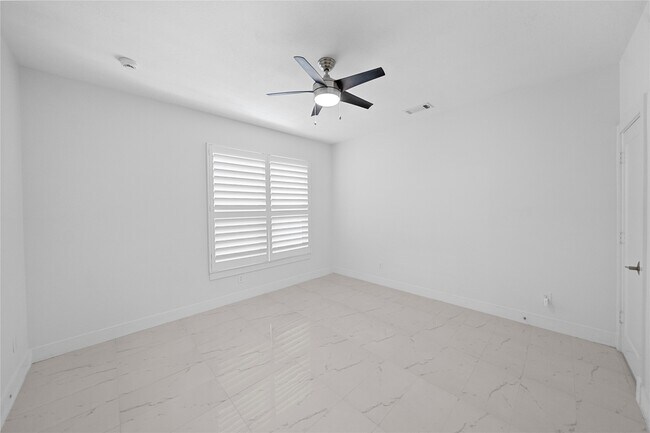 Building Photo - 13419 Preston Cliff Ct