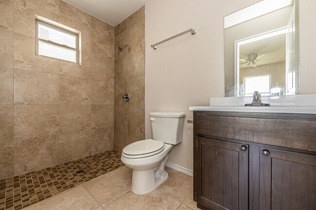 Building Photo - 2601 Lomas Del Sur Boulevard