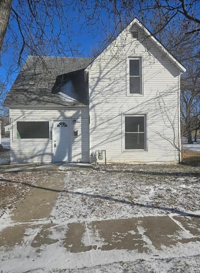 Building Photo - 771 Greenlawn Ave