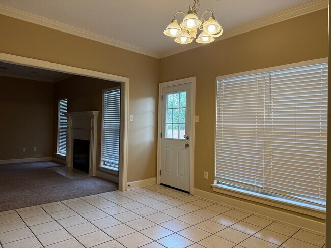 Building Photo - 2745 Silvercrest Dr., Conway AR 72034 - La...