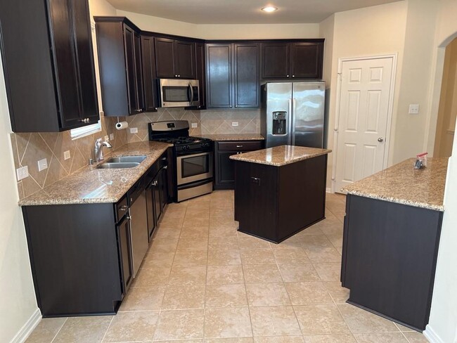 Building Photo - 1038 Bay Sky Way