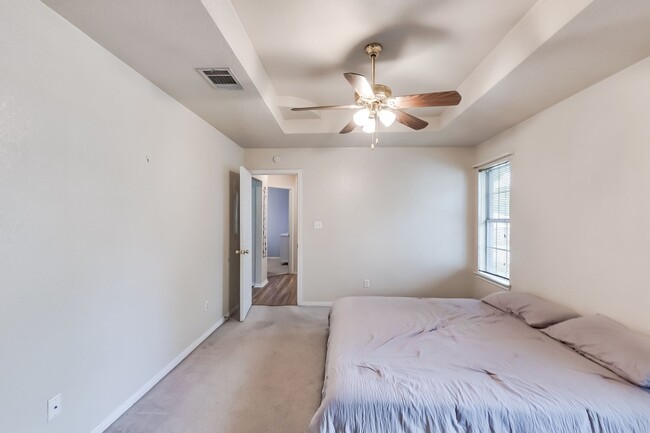 Building Photo - 5316 Trail Dr