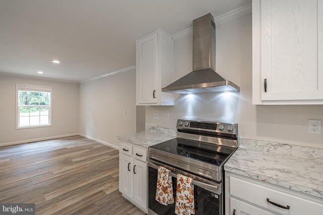 Building Photo - 307 Larkspur Rd