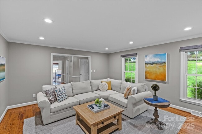 Building Photo - 2418 Ainsdale Rd