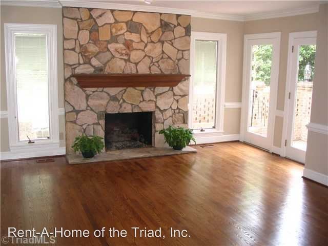 Building Photo - 3 br, 3 bath House - 7 Ramsgate Court