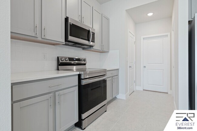 Building Photo - 33 Buffalo Plains Ln