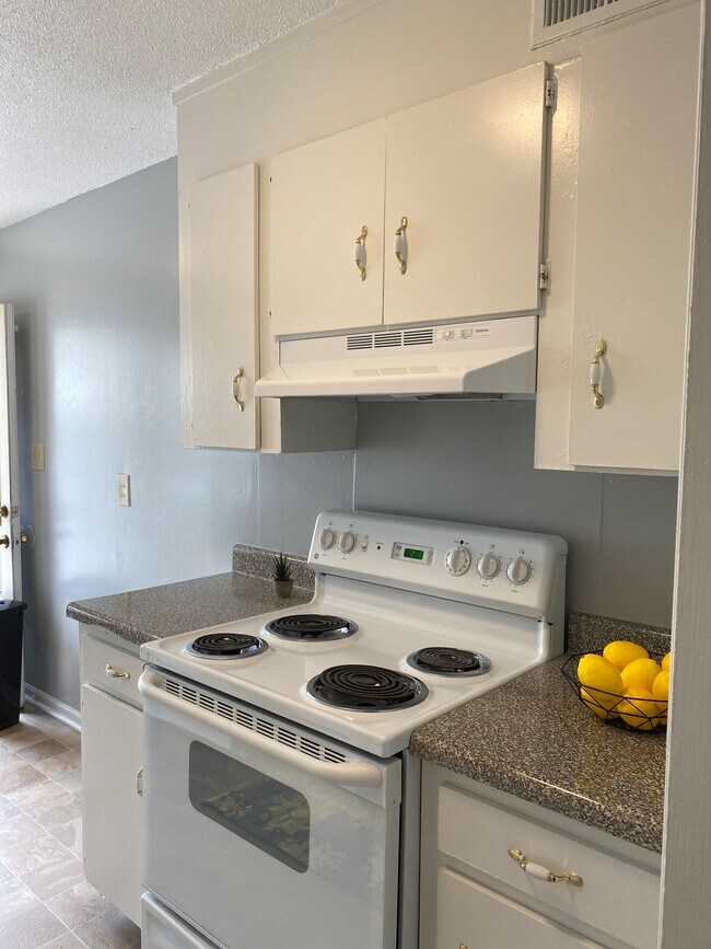 429 Lambeth Dr 429 Lambeth Dr Charlotte NC 28213 Apartment Finder