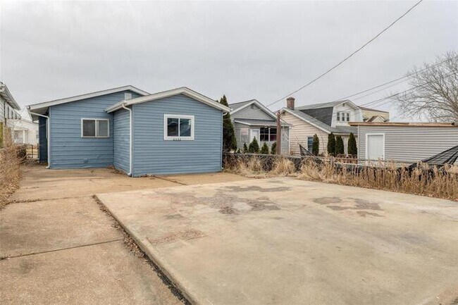 Building Photo - Fantastic 3bd/1ba home! Let yourself in!