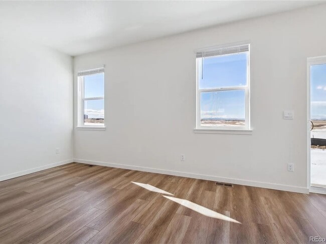 Building Photo - 43137 Capilano Clb Ct