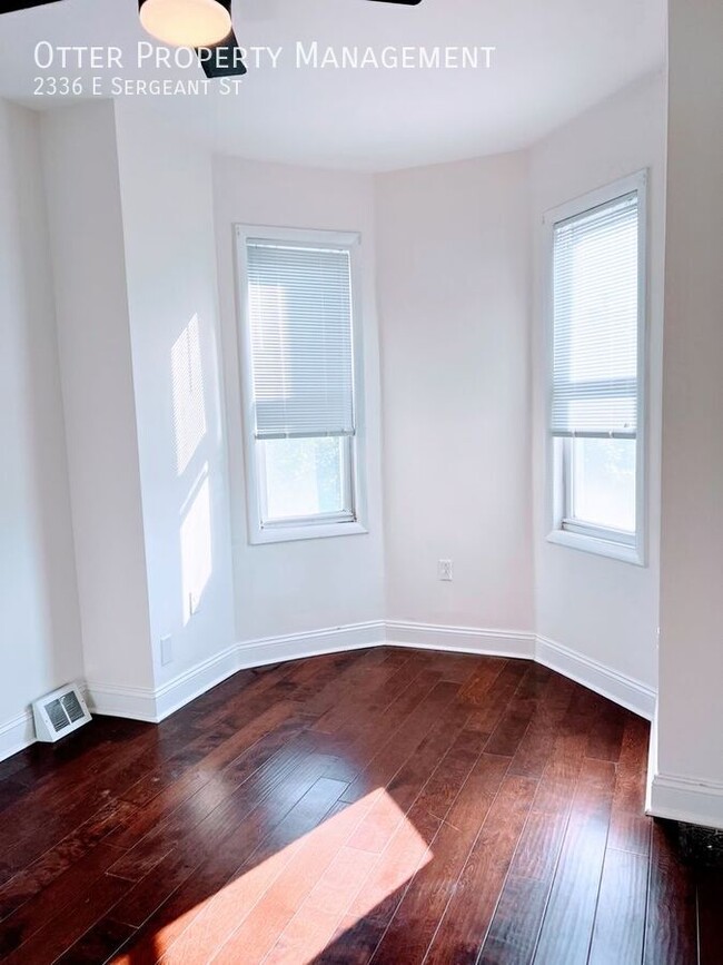 Building Photo - 2336 E Sergeant St