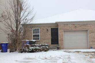 Building Photo - 3688 Laredo Dr