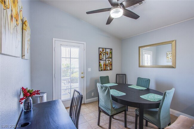 Building Photo - 9340 Copper Villa Ct