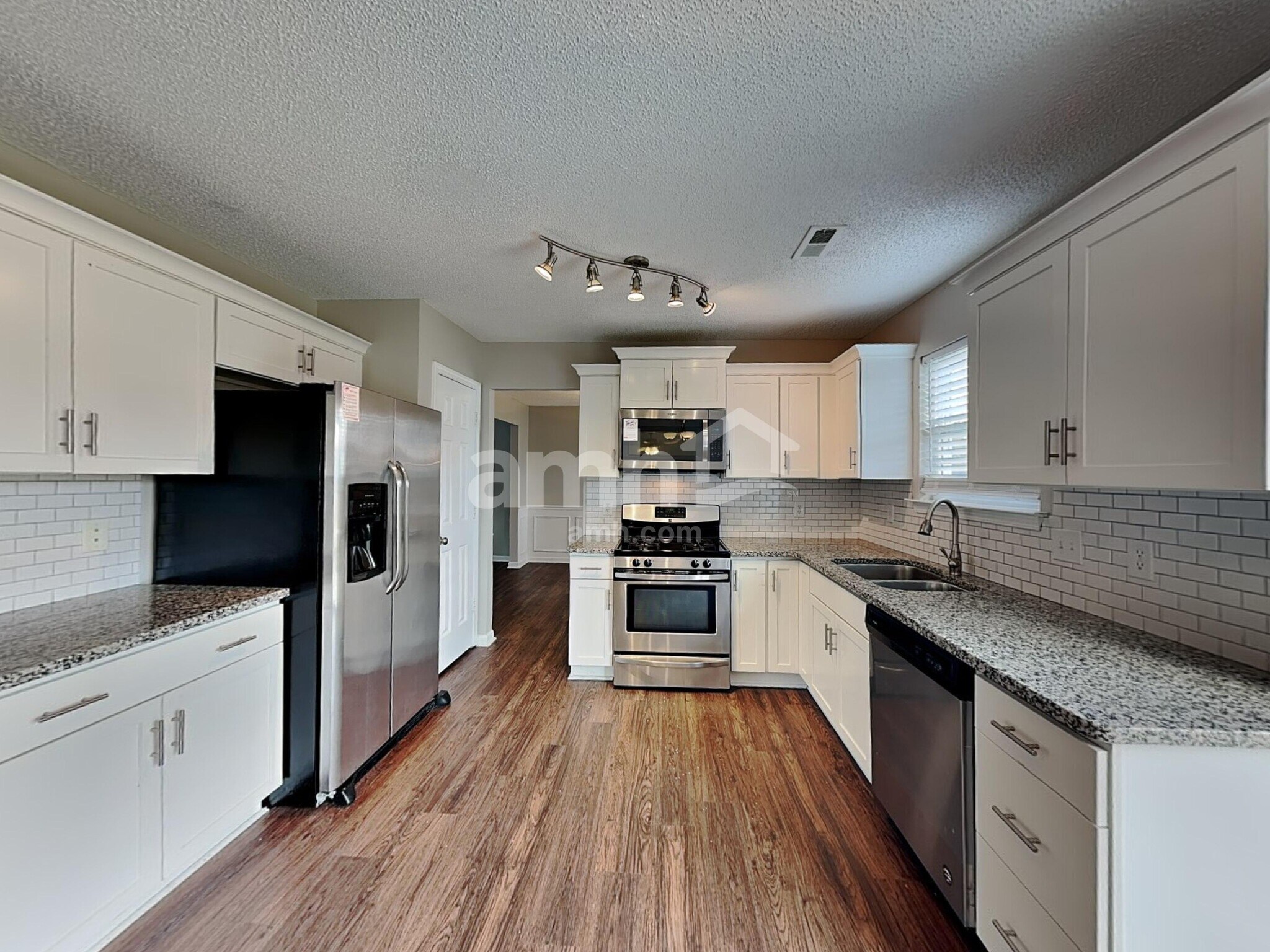 Building Photo - 4103 Hunters Trail Dr