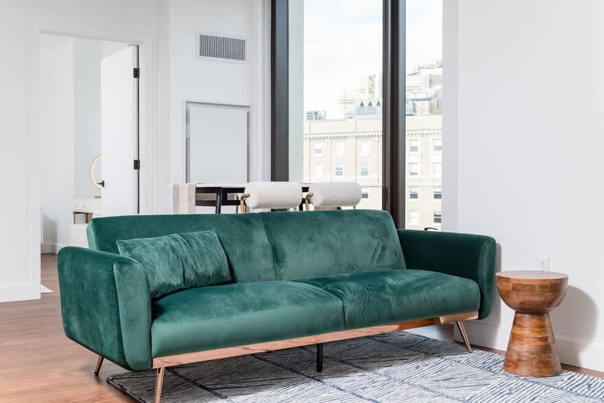 Building Photo - 212 Stuart St