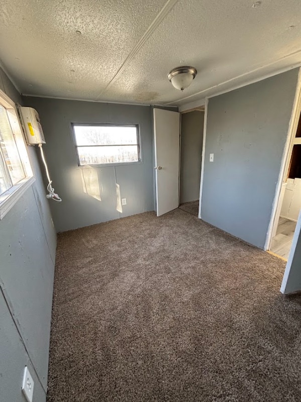 Building Photo - 100 Hidden Valley Dr