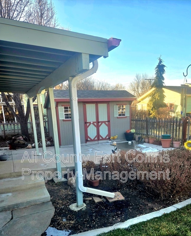 Building Photo - 200 Elm St