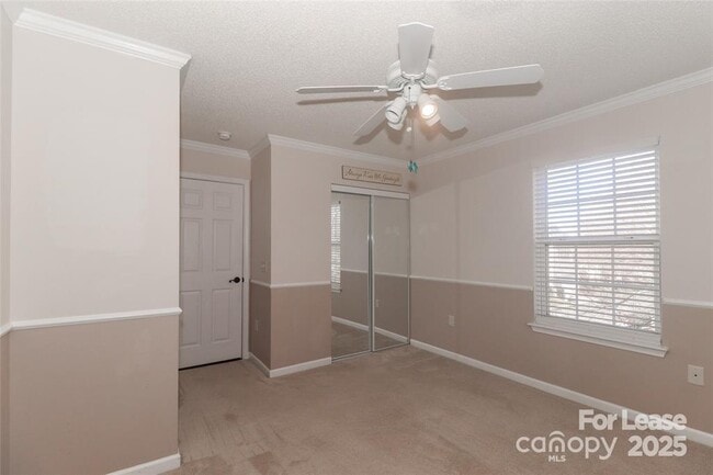 Building Photo - 9408 Meadowmont View Dr