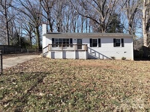 Building Photo - 2567 Bob White Ln