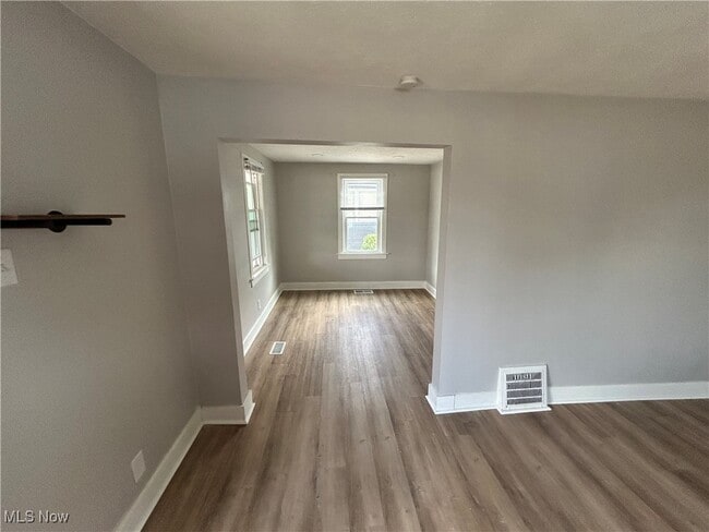 Building Photo - 1102 Palmetto Ave