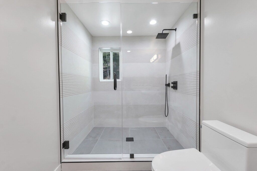 Building Photo - 19653 Valdez Dr