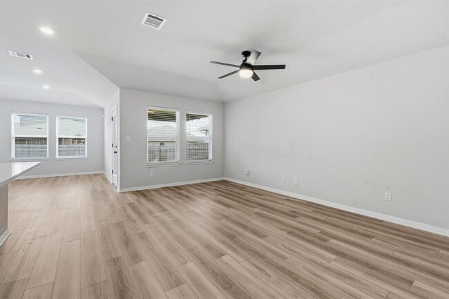 Building Photo - 2807 Rustic Hills Dr