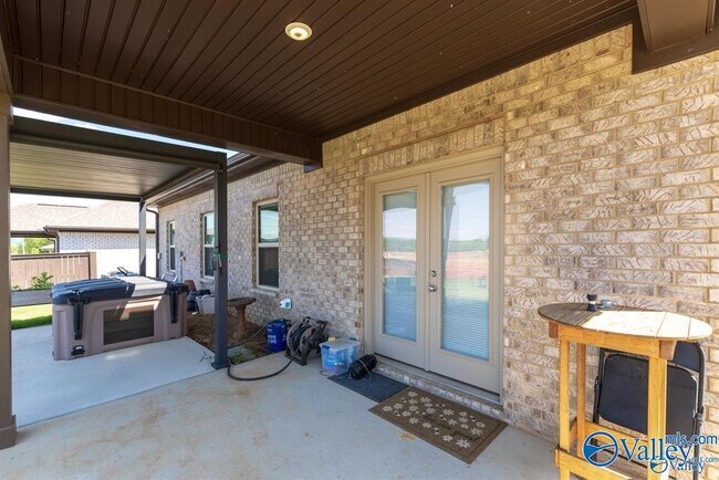 Building Photo - 107 Ranna Dr