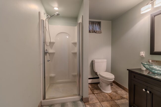 Building Photo - Live Large – Gorgeous Home with 4 Beds, 3 ...