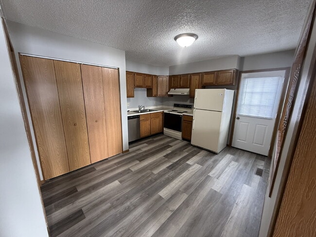 Building Photo - 2994 Jonathan Dr