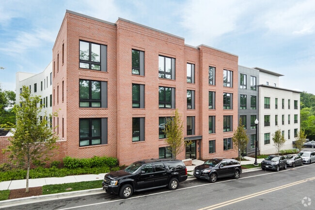 Building Photo - The Terraces at Arlington View East